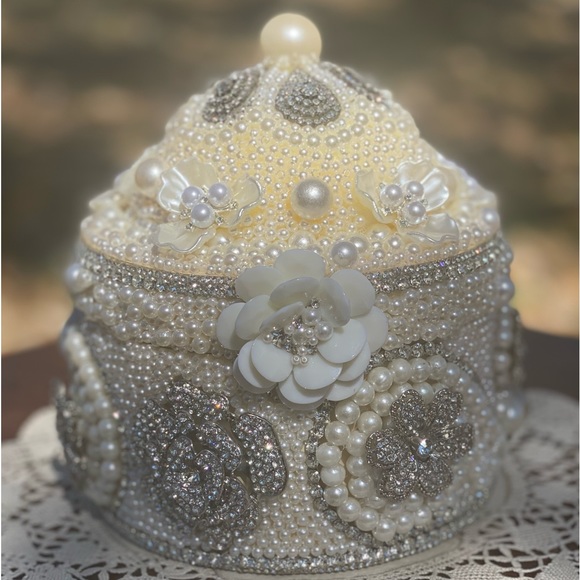 Bridal Keepsake Box - Picture 9 of 9